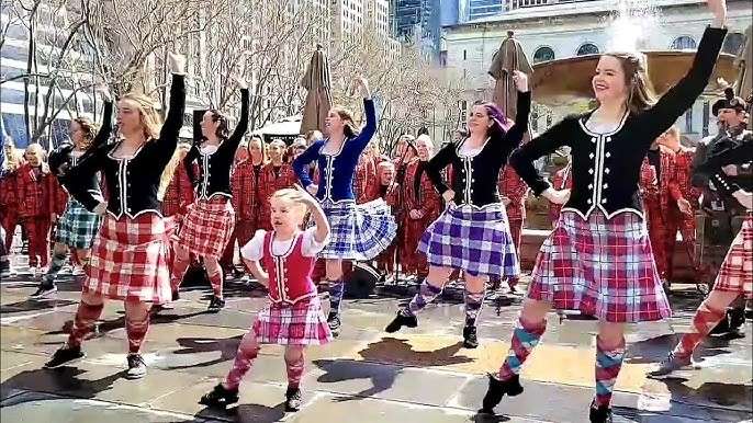 Bands at NYC Tartan Week, Bryant Park